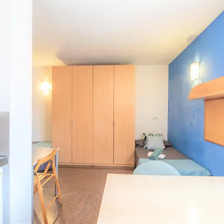 Residencia Universitaria Resa La Ciutadella * Barcelona