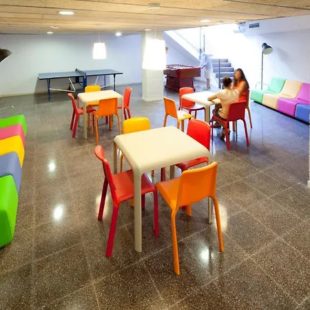 Residencia Universitaria La Ciutadella * Barcellona